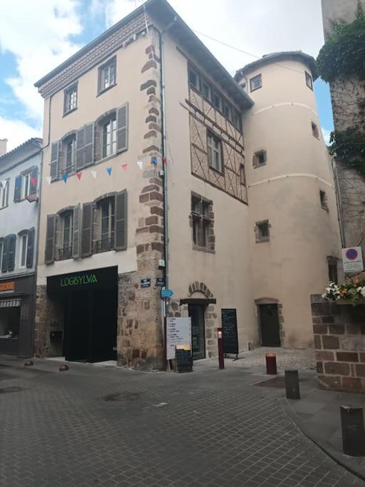 Chez David - Vacances Sous Les Toits Brioude Exterior photo
